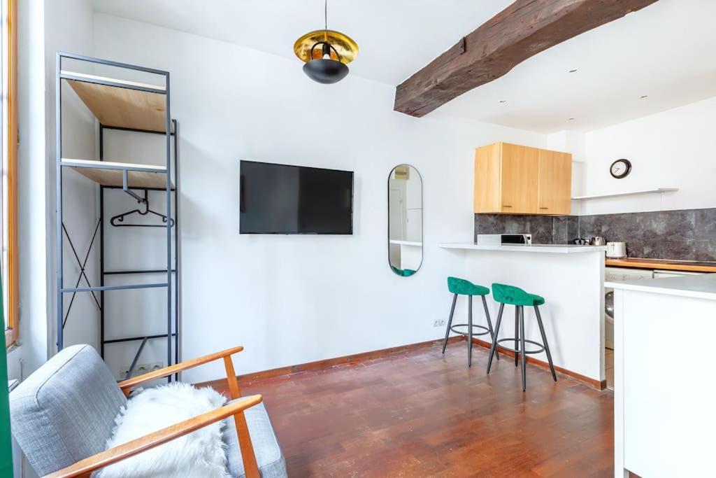 Appartement Intimiste Au Coeur Du Marais Historique *